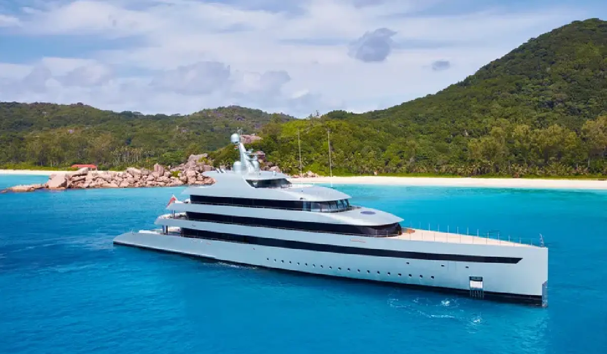 Feadship - Savannah - Luxury Yacht Charter - Preowned Luxury Yachts - Exclusive Concierge Club.webp